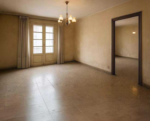 Salón en obras antes de la reforma integral realizada en chalet de Pozuelo de Alarcón