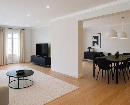 Salón después de la reforma integral realizada en chalet de Pozuelo de Alarcón